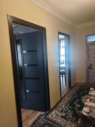 heyet evi satilir: 2 otaqlı, 60 kv. m, Kredit yoxdur, Təmirsiz — 7