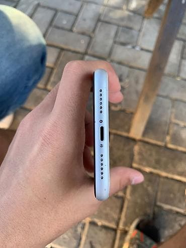 irshad telecom iphone 7: IPhone Xr, Ağ — 1