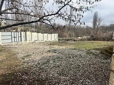 ev balaxanı: •Ev gündəlik kirayə verilir •Qusar r. Avaran kendi asfalt 5 q yol — 9
