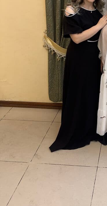 кыргызское национальное платье: 60manat. M. L razmer — 1