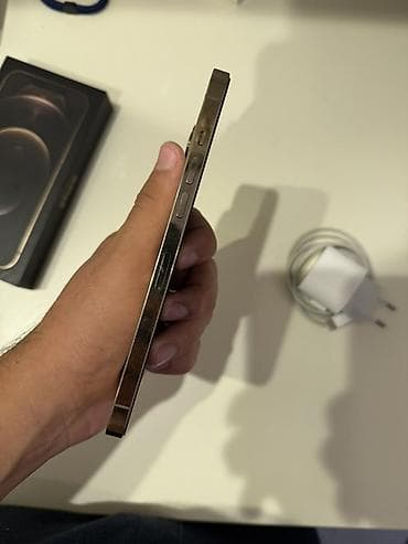 IPhone 12 Pro Max, 256 GB, Gümüşü, Simsiz şarj — 2
