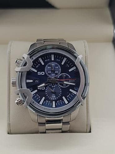 Toy paltarları və aksesuarları: Yeni, Qol saatı, Bovet, rəng - Qızılı — 3