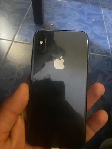 telefon lambard: IPhone Xs — 3