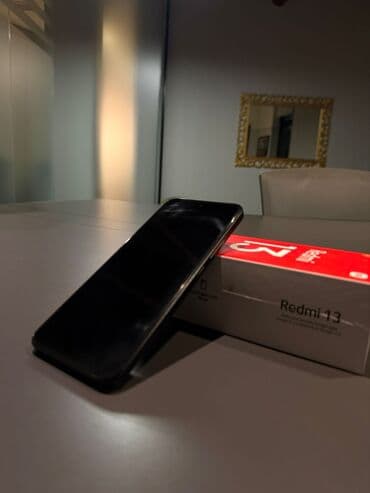 Nokia: Xiaomi Redmi 13. Qara rəng. Yaddaş: 256GB/8GB 3 ədəd-dir. Karopka və — 2