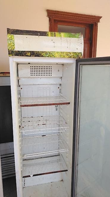 Mağaza/iaşə avadanlıqları paketi Tərkib: - Şüşəli vitrin tipli — 3