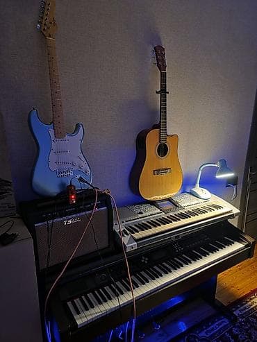 DP-2000 elekteon piano 88 klaviş aşağıdaki qara pianodur