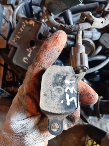 vaz 2007: Nissan Teana J31 üçün orjinal üstdən çıxma bobinlər var başqa ehtiyat — 2