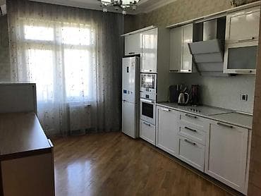 studio menziller: Satılır 3 otaqlı yeni tikili 135 m², Sahil m. Kateqoriya Yeni tikili — 9