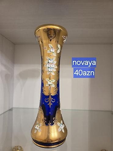 Bir vaza, Bogem şüşəsi lalafo.az -da Bir vaza, Bogem şüşəsi