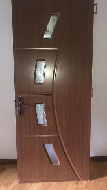 plasiq qapi: Heresi 30 azn MDF interyer qapısı – modern dizayn - Material: MDF — 2