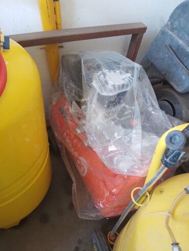 Boçkalar və çəlləklər: 50 qəpiklik avtoyuma avadanligi yeni italyan nasosu kompressor 50 — 4