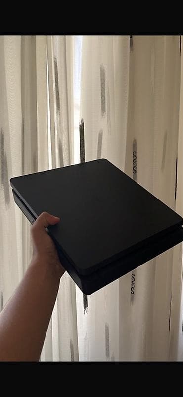 sony batareya: PlayStation 4 Slim oyun konsolu - Model: PS4 Slim (qara rəng, nazik — 2