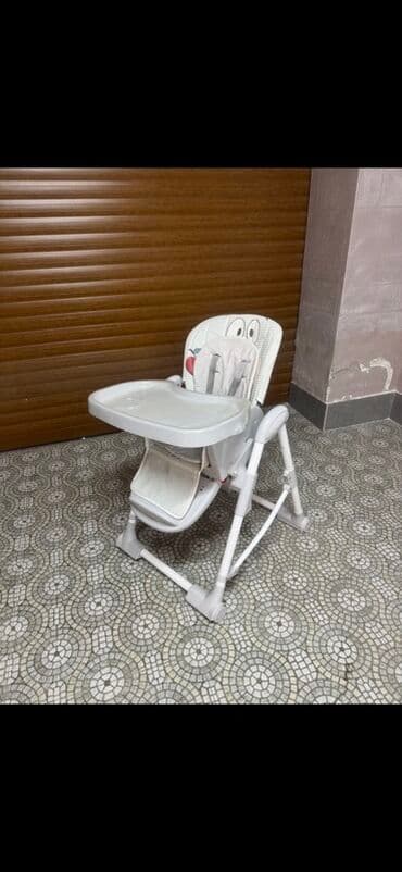 qidalandırmaq üçün uşaq stul yelləncək: Uşaq yemək stulu - Rəng: ağ-boz tonlarda - Yumşaq, naxışlı oturacaq — 2