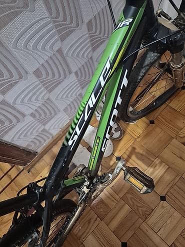 scott velo: Scott Scale dağ velosipedi 24.luk- bir tekernde biaz bosdu.Çərçivə — 6