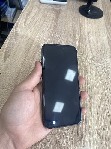 iphone 15 pro black: IPhone 15 Pro, Qara — 5