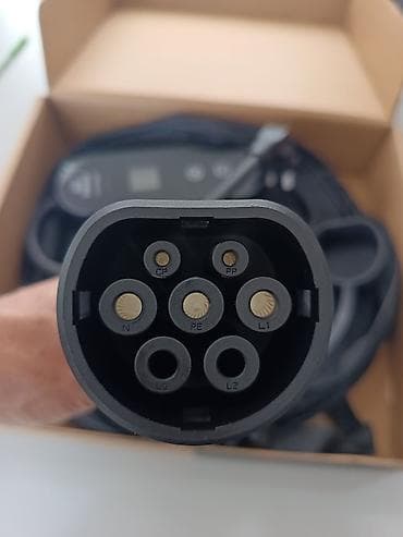 şarj aparatları: EV Charger – Daşınan EV şarj cihazı (Type 2) Məhsul təsviri: - — 2