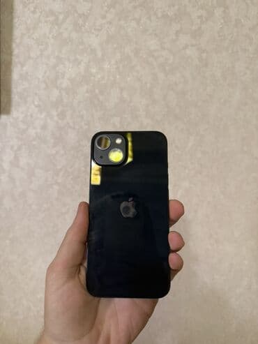 Apple iPhone: IPhone 13, 128 GB, Qara, Simsiz şarj — 1