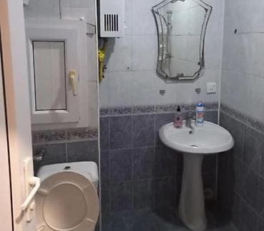 otağ: 4 miK Z.Eliyeva goz klinikasina yaxin Ecemi Nesimi metrolari yaxinligi — 9