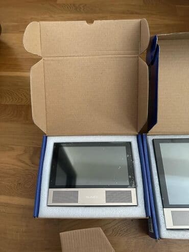 2 ədəd monitor: Monitor, Yeni, Başlıq arxası, Ünvandan götürmə — 1