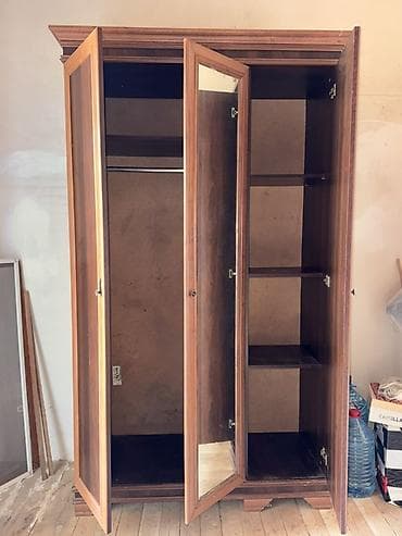 su daşı: 3 qapılı, Güzgülü, Qəhvəyi, Taxta, Açılan, Düz dolab — 2