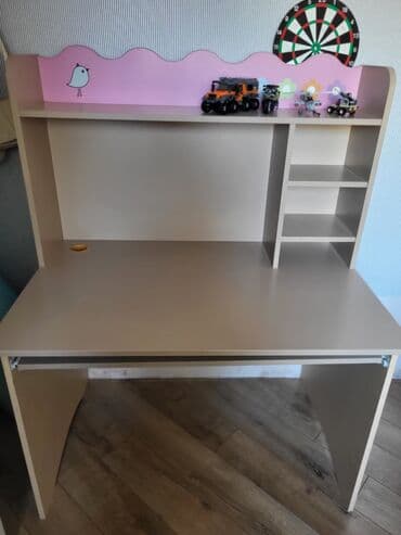 столи для кафе: Для девочки, Шкаф — 2