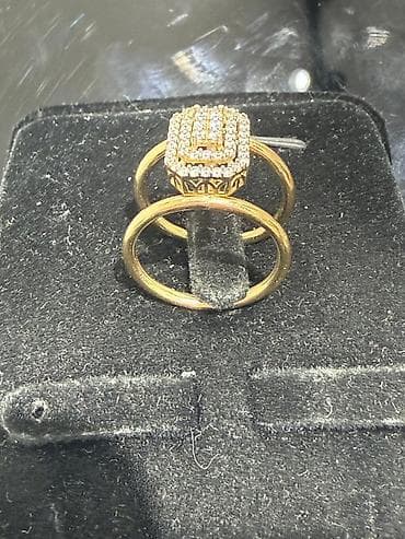 Dəstə daxildir: Üzük, Sarı qızıl