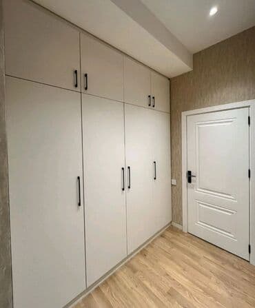 hamam ucun skaflar: Düz dolab, Mətbəx üçün, Hamam üçün, Qonaq otağı üçün, Paltar üçün, Açılan, Quraşdırıla bilən, 3 qapılı — 1