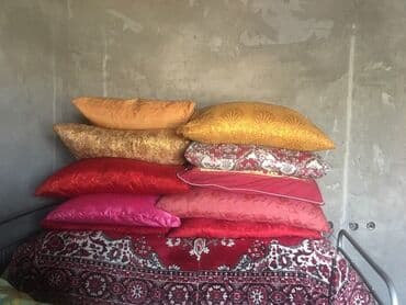 диваны в баку фото: Məhsul: Dekorativ və yataq üçün yastıq sabirabada yorgan dosek — 1