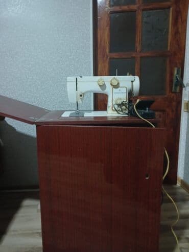 швейная машина чайка с тумбой: Швейная машина Chayka, Электромеханическая — 2