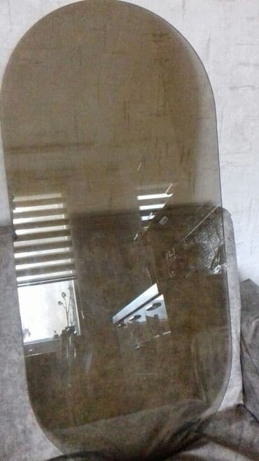 Eni 50 sm
Uzunu 106 oval masa şűşesi heç bir yerində problem yoxdur lalafo.az -da Eni 50 sm
Uzunu 106 oval masa şűşesi heç bir yerində problem yoxdur