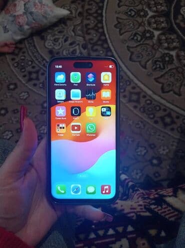Daraq panellər: IPhone 15 Pro, 256 GB, Simsiz şarj — 2