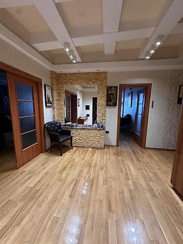 lenkeranda tecili ev satiram: Bayıl, 3 otaqlı, Yeni tikili, m. İçərişəhər, 185 kv. m — 2