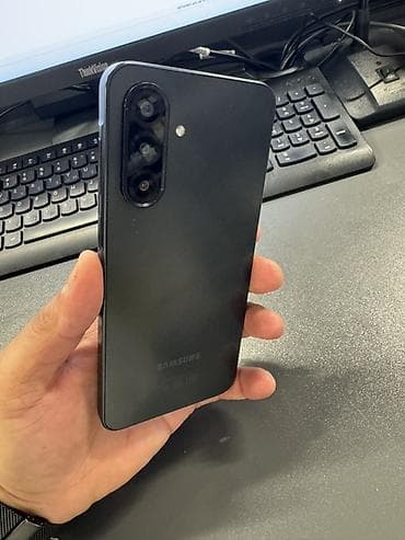 Samsung Galaxy A17, rəng - Qara