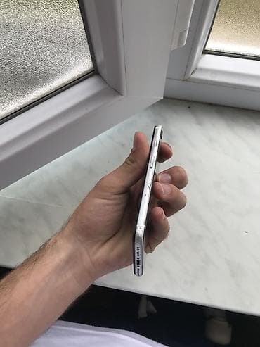 IPhone SE, 64 GB, Qara, Barmaq izi — 7