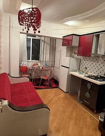 xalqlar dostluğu ev: 3 xanım axdarılır 2 otaqdır her xanımın özüne aid yatağı var ve adam — 3