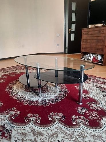 divan 60: Oval masa, Açılmayan, Təkərsiz, Şüşə, Zəmanətsiz — 1