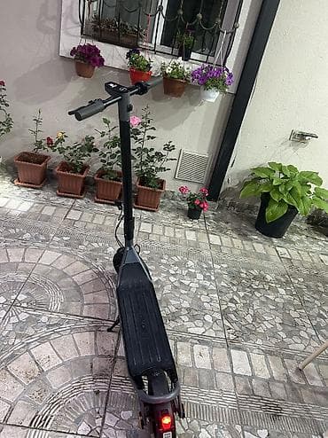 electro gitara: İşlənmiş Elektrik samokat 10", 351 - 500 Vt, 16 - 25 km/s, Ünvandan götürmə — 2