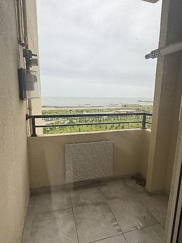 28 may ev: Dəniz panaramalı içi dolu full mənzil450m. Başqa satdığ və kirayə — 7