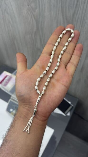 1 qram gümüşün qiyməti 2023: Gumuş tesbehler. 925 prob. Yenidir.qiymetler ferqlidir. Cekiye gore — 16