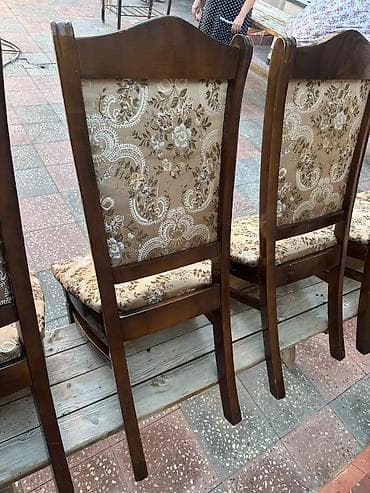 stul bar: Taxta çərçivəli, yumşaq oturacaqlı klassik yemək otağı stulları dəsti — 7