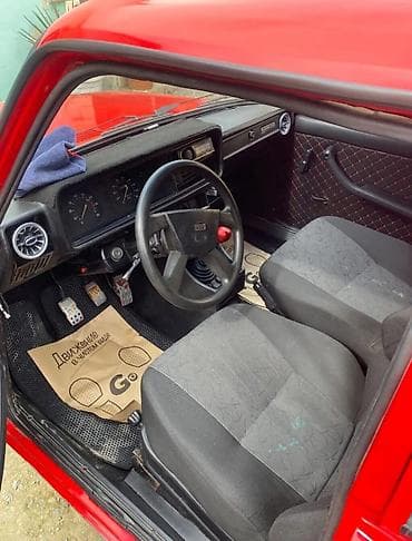 Aksesuarlar və tüninq: Aparatura siz satılır aparaturayla qiymet deyisecek. VAZ 2107 — 5