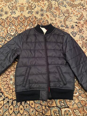 синие детские ветровки: Koton uşaq kurtkasi, 4-5 yas, çox çox az istifade olunub, yeni — 1