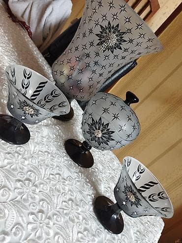 nabor: Yenidən hec bir fərqi yoxdu. Sadəcə vitrində qalib. Əla vəziyyətdə — 2