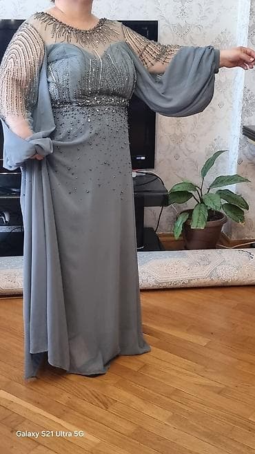 Zərif ziyafət/libas – gümüş-boz rəngdə uzun maxi don - Model: axıcı lalafo.az -da Zərif ziyafət/libas – gümüş-boz rəngdə uzun maxi don - Model: axıcı