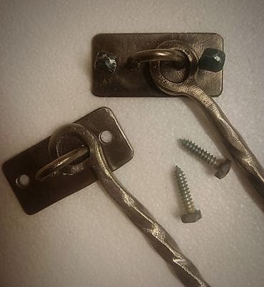 plastik qapi pencere satisi: Dəmir pəncərə/qapı üçün vintli qarmaq-bənd dəsti (2 ədəd) Пара кованых — 3