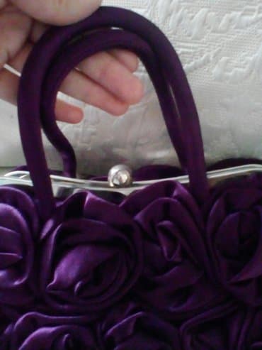 qaşlı çanta: Chanta.39 azn alinib.meclis uchundu.ideal veziyyetde .qiymet — 3