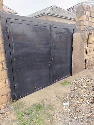 Dəmir Həyət darvazası, Mexaniki, Qapı ilə, rəng - Qara