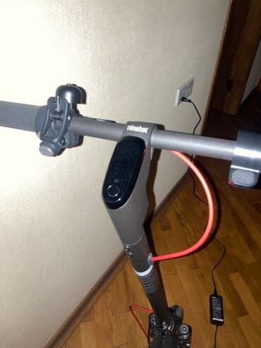 qar masqası: Ninebot elektrik skuter 16 gündür alınıb, cəmi 160km sürülüb. Sürət - — 3