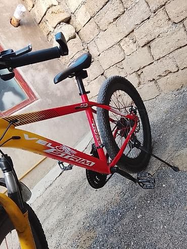 24 lük velosipedler: Velosiped – dağ tipli, 26” təkərli Xüsusiyyətlər: - Marka/model — 8