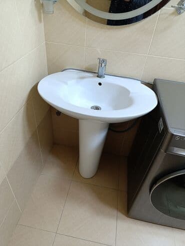 Hidromassajlı vanna – künc tipli model Xüsusiyyətlər: - Hidromassaj